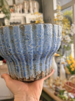 Osłonka prążki Fiore Blue na nodze