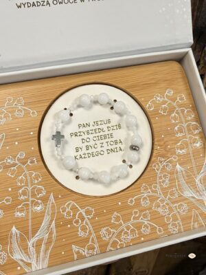 Bransoletka różaniec biały Prezent na I Komunię