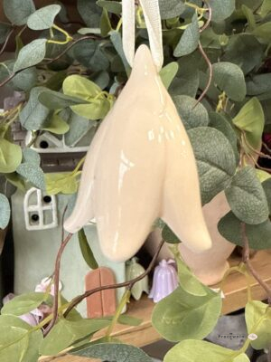 Dzwoneczek kwiat pastelowy kremowy