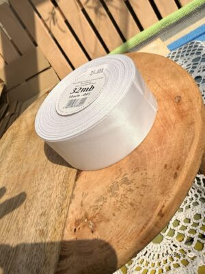 Wstążka satynowa biała