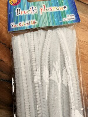 Druciki pluszowe białe 6 mm – 40 szt. do DIY i rękodzieła