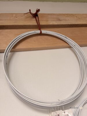 Metalowy ring dekoracyjny biały 30 cm – obręcz do makram, wianków i dekoracji DIY
